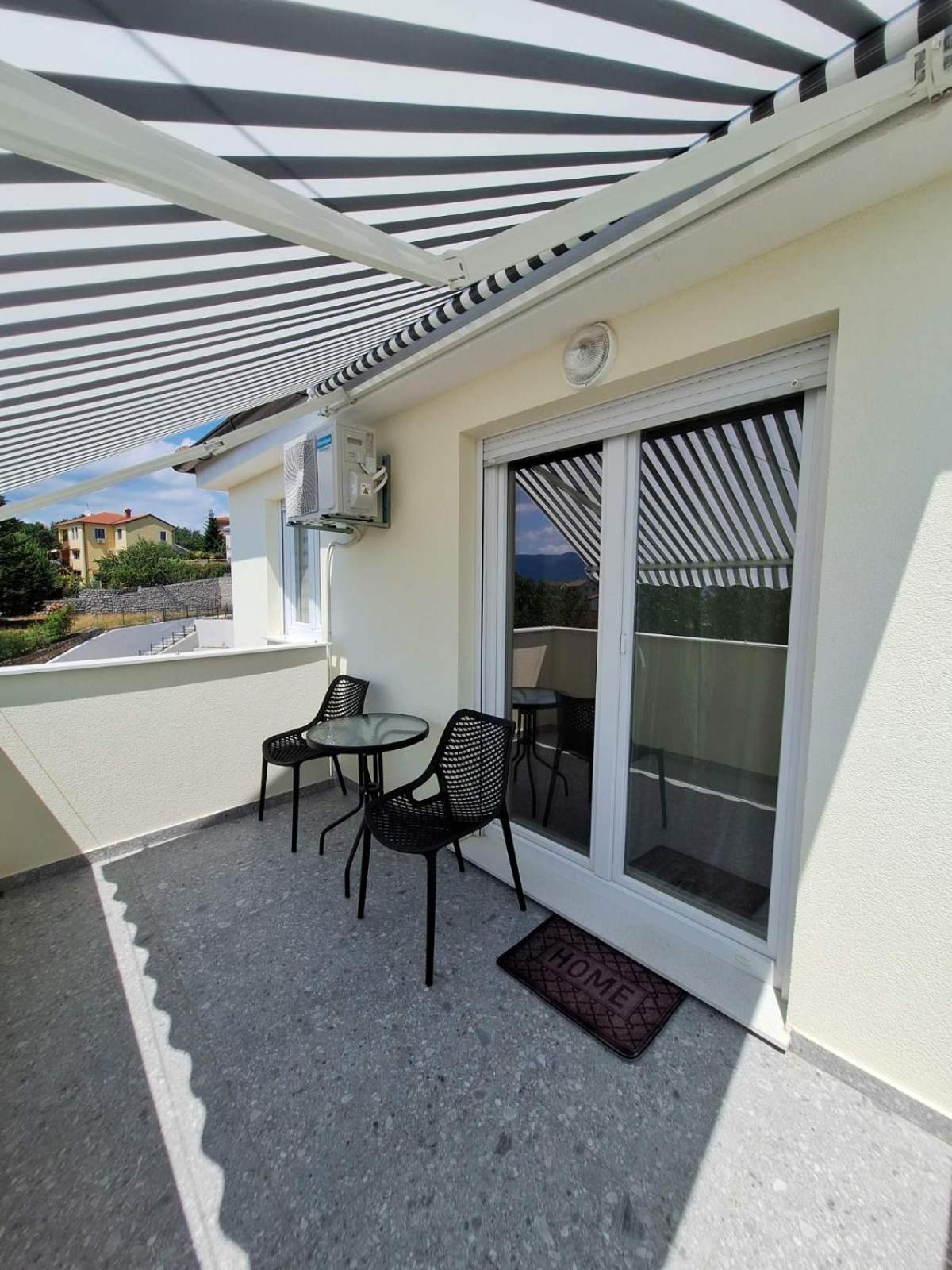 Apartment Tanya Rijeka Exterior photo